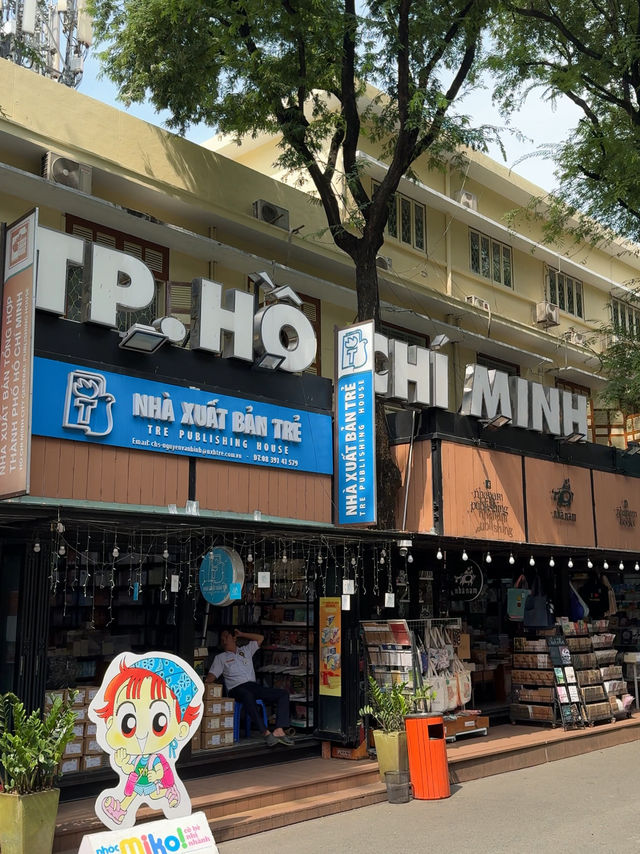 เที่ยวสถานีกลางโฮจิมินห์🇻🇳