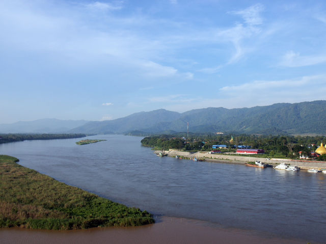 🌏 Breathtaking from Above – Golden Triangle Viewpoint, Chiang Saen