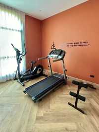 Blu Monkey Hub & Hotel Bangsaen โรมแรมสวยบางแสน