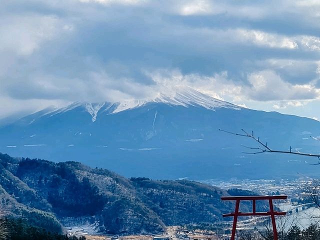 ซุ้มประตูโทริอิแห่งท้องฟ้า (Tenku-no-Torii)