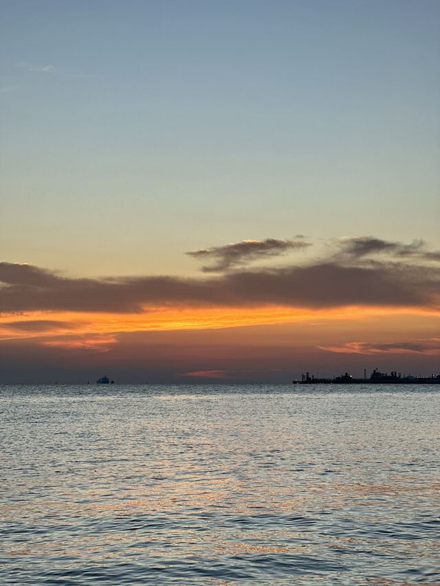 Chasing Sunset at Pantai Puteri
