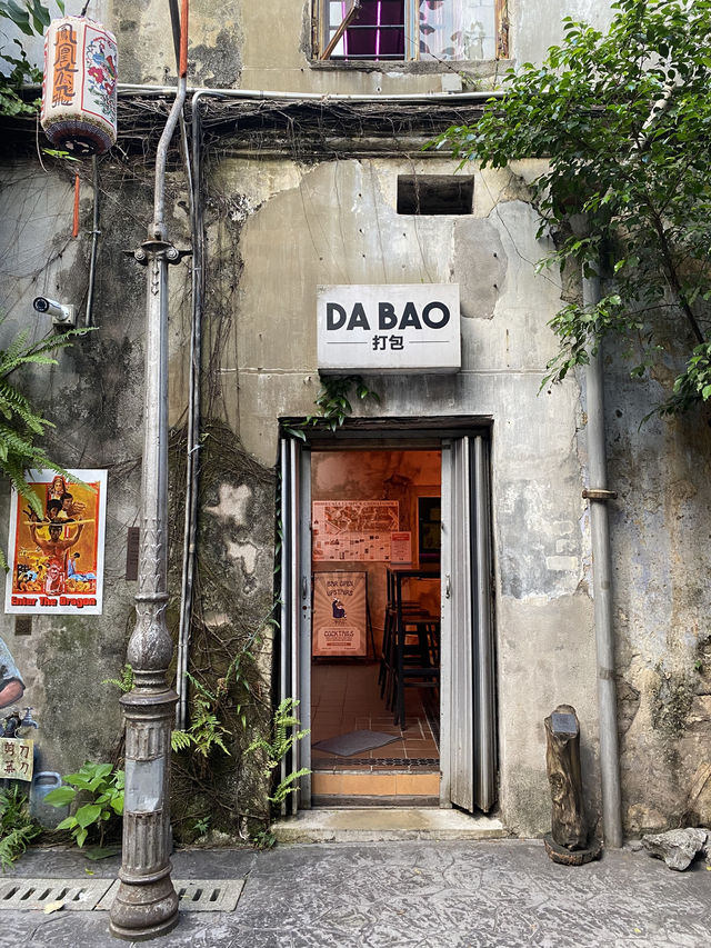 Kwai Chai Hong: A Colourful Shortcut to the Past
