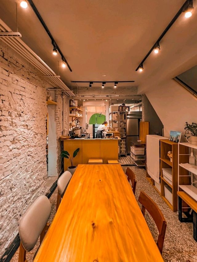 Ao Ringgo Cafe Hong Kong