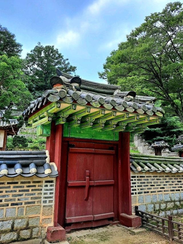 Changdeokgung Palace – A Peaceful Escape in Seoul