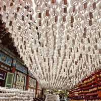 Jogyesa Temple: Seoul’s Soul in Gold & Lotus – A Solo Traveler’s Zen Escape"** 🏮🌸