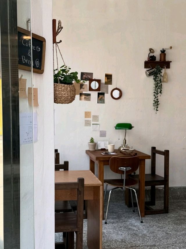 CAFE HEUNJEOK