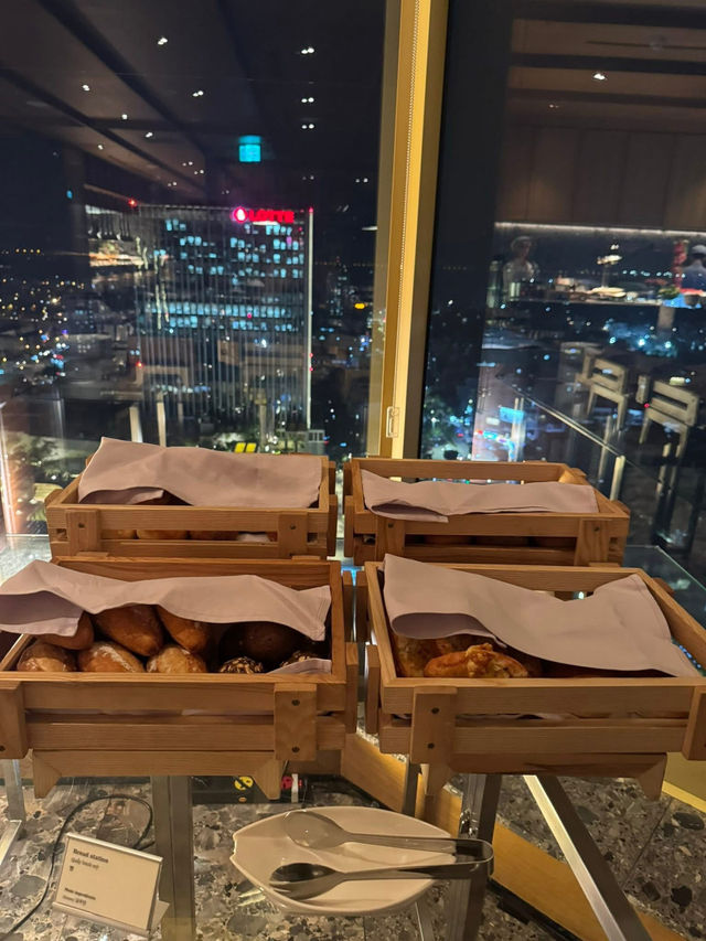  Italian-themed buffet at Layered – 21st floor, L7 Westlake Hanoi Hotel by Lotte