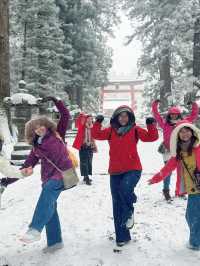 下雪的北口本宮富士浅間神社 