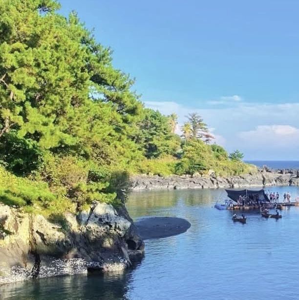 🌿💦 *Soesokkak Estuary: Jeju’s Secret Emerald Paradise* 🚣♀️🌊