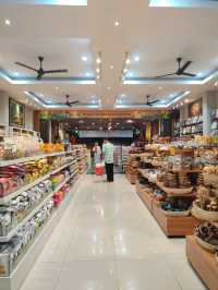 🛍️ Agung Bali: One-Stop Souvenir Bliss Before Heading Home