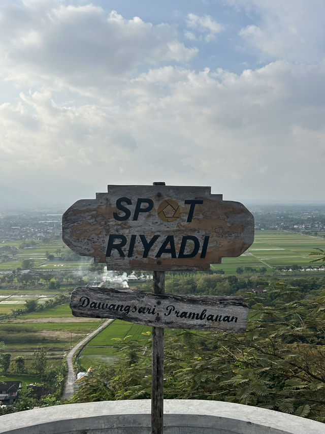 【Spot Riyadi（ヨグヤカルタ・プランバナン高原）おすすめ情報】