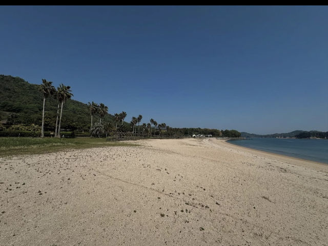 瀬戸内海に抱かれる休日、県民の浜でのんびり海時間