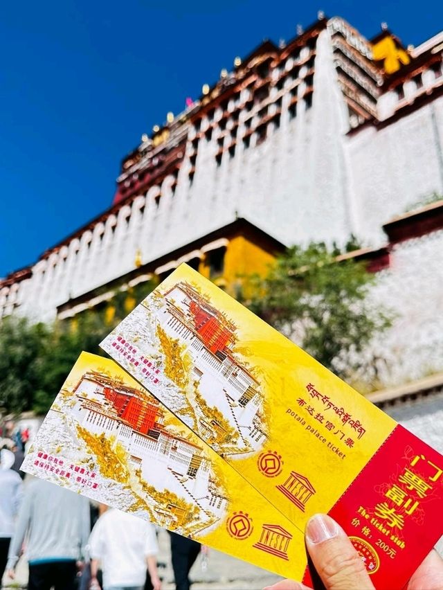 A Majestic Visit to the Potala Palace A Majestic Visit to the Potala Palace