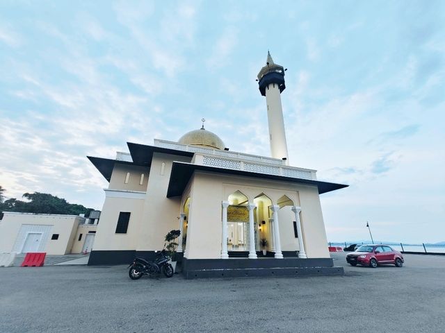 Masjid Bandar Mersing —— 信仰與社群的地標