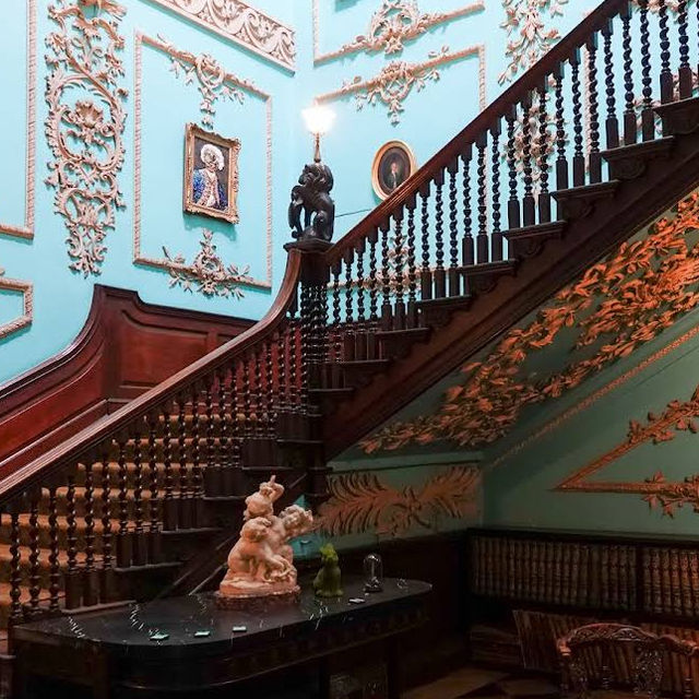 Powderham Castle – Six Centuries of Family, Power & Picturesque Devon