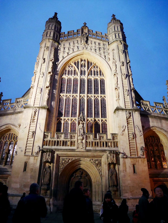 Bath เมืองที่ชวนหลงใหล