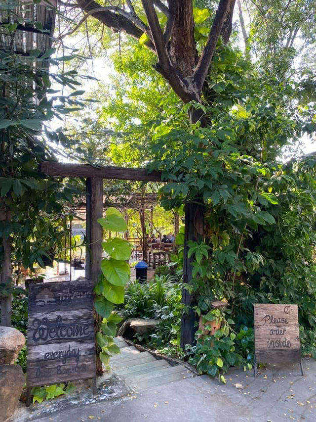 เถียงนา Coffee and Bakery Farm🌲