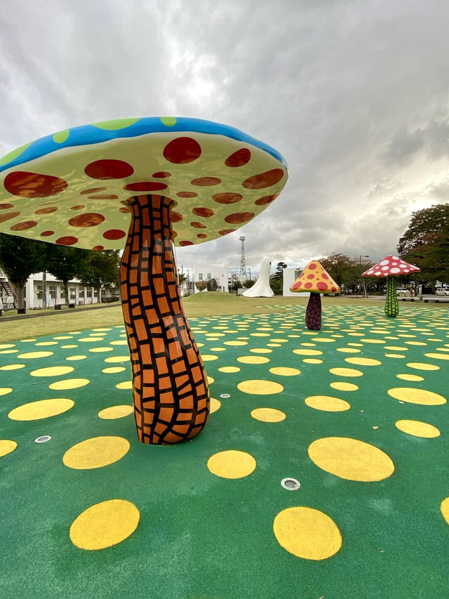 A Perfect Blend of Nature and Art in Towada 🍃🎨 A Perfect Blend of Nature and Art in Towada 🍃🎨