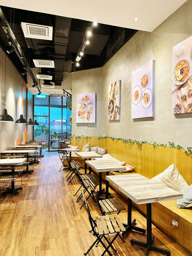 Fresh & Fun at Salad Atelier