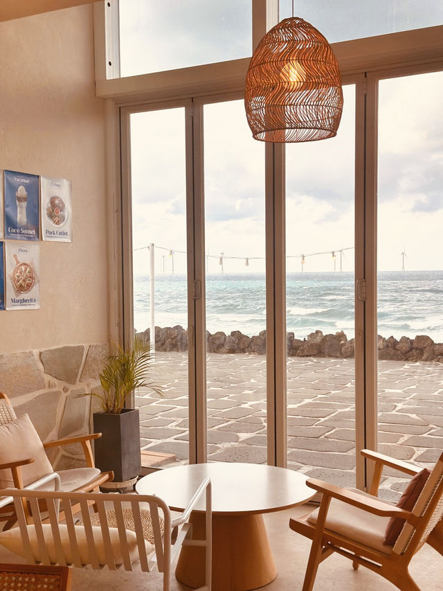 Aewol The Sunset Resort (애월 더 선셋) – The Quintessential Aewol Coastal Base