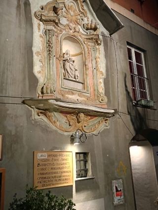 เจนัว อิตาลี ไม่ได้รับการประเมินค่าสูง