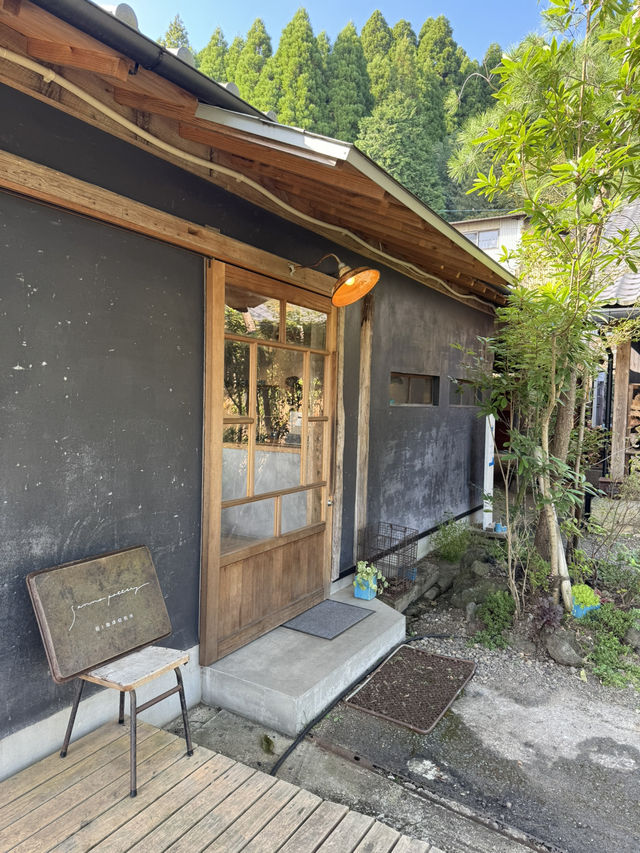 【熊本】阿蘇の高台から田園を見渡せるカフェ☕