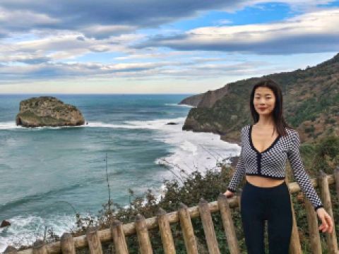 Surfer’s Paradise: The Golden Sands of Bakio