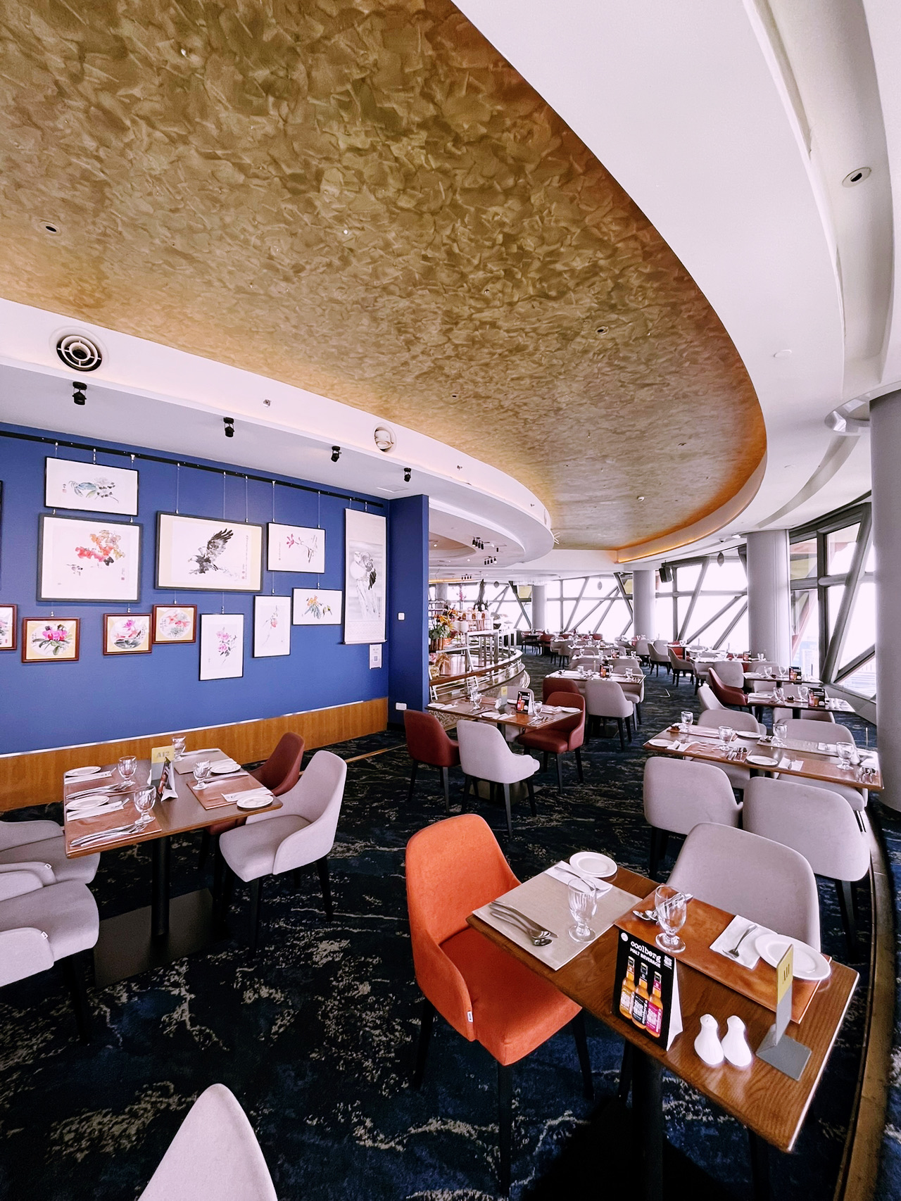 我嘅終極高空避世之旅 — 360度吉隆坡靚景配自助大餐！