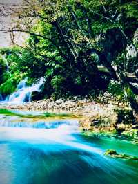 Armenia Areguni Mountains Marmarik Lake Mossy Oak Forest Traileasytravelpost #MarmarikLake #Areguni