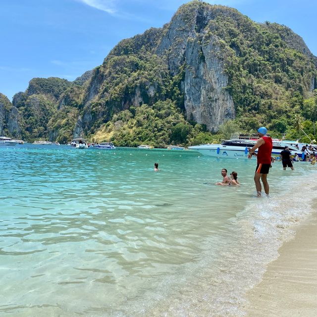 Scenery in Ko Phi Phi, Thailand🇹🇭