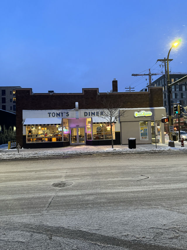 Free DIY bike repair shop in Minneapolis 