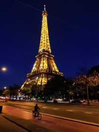 🗼✨ Eiffel Tower: Paris’ Timeless Icon of Romance and Wonder ✨🗼   