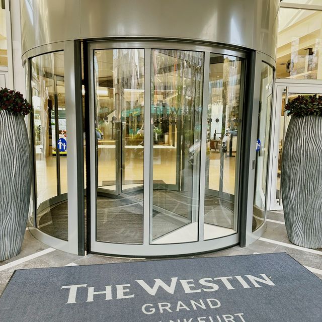 Super Grand Westin in Frankfurt