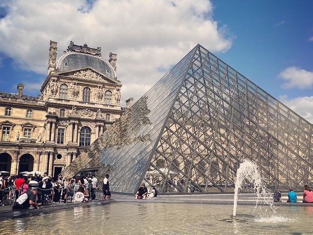Louvre Paris 🧁☕️