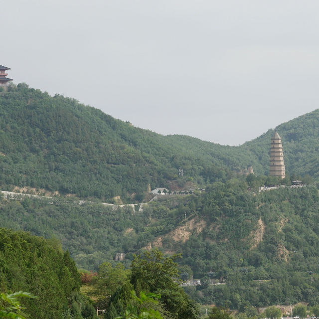 A Local Tour: From Baota Mountain to Qingliang Mountain in Yan’an