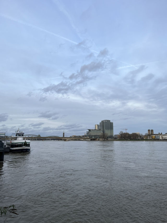 Cologne: A City of Culture, History, and Riverside Charm 