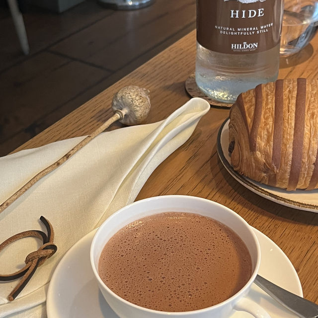 London | Enjoy Sunday brunch in Michelin starred restaurant near Green Park