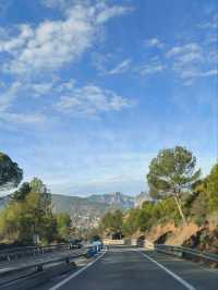 🚗 Embracing Spring: A Scenic Drive Around Montserrat 🌿🌄
