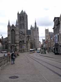 🏰 Ghent: Medieval Charm & Modern Energy