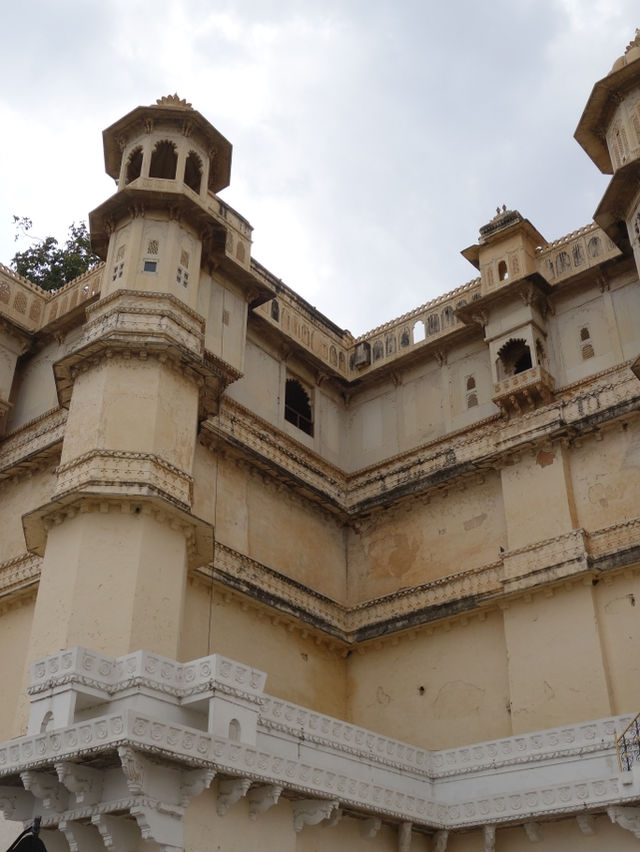 Exploring Udaipur: A City of Lakes and Palaces