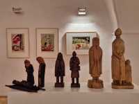 A gallery with a rotating cast of themes and artists!