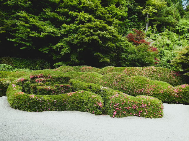 A temple that is said to have been founded in the Nara period (Tenpyo era)