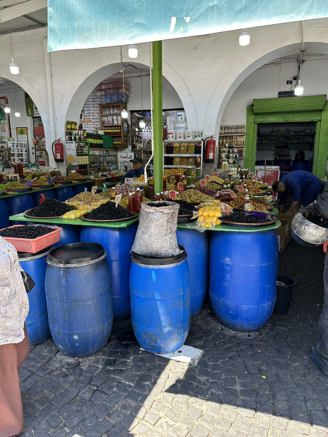 Casablanca is the financial and business centre of Morocco, combining a history with modern