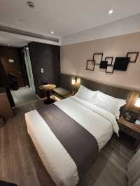 【Homeinn Plus 上海浦東空港店】ホテルレビュー : 空港近でコスパ最強、深夜到着でも安心