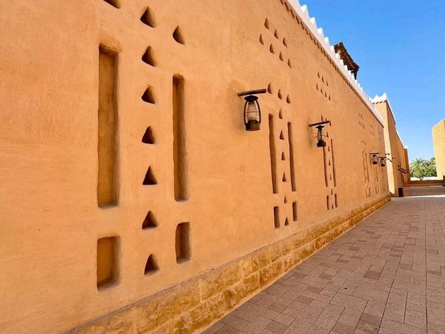 🌆 Riyadh: A City Rising Between Heritage and Horizon 🌙🏙