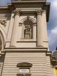 Keleti Railway Station: Budapest’s Majestic Eastern Gateway