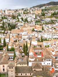 🌄 The Hills of Granada: A Tapestry of History and Breathtaking Views 🇪🇸✨