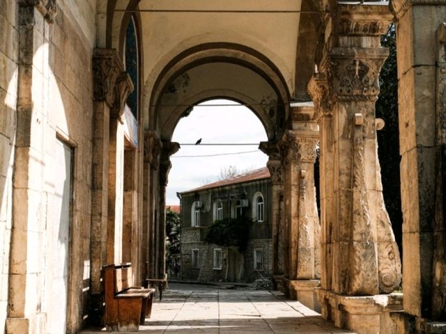 ✨Kutaisi: Ancient Capitals & Caves of Wonder 🏛️🕳️