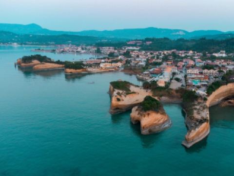 코르푸의 전설적인 사랑의 채널