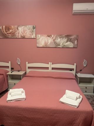 Hotel Villa Giovanna by the sea